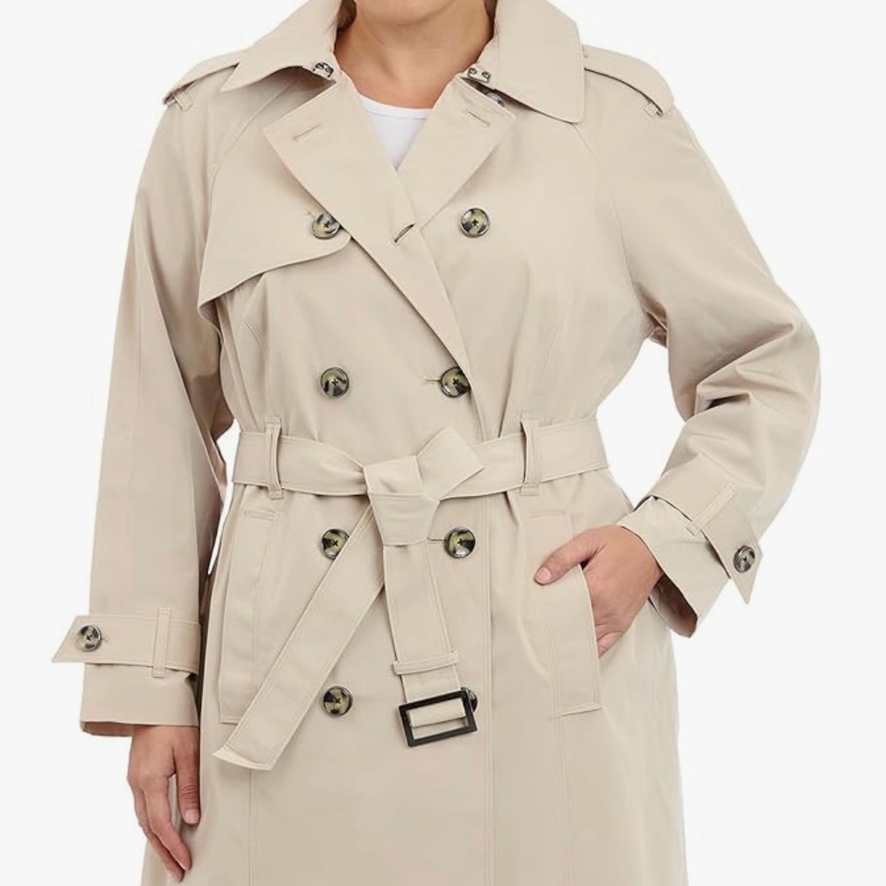 London Fog Ladies Raincoat 3/4 length Size L